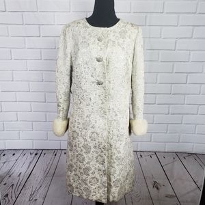 VINTAGE embroidered winter coat with fur cuffs